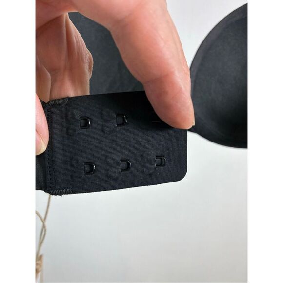 SKIMS NWT Push Up Plunge Bra in Onyx Size 32A - Picture 4 of 9